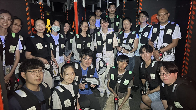 12_cross_lab_team_building.jpg
